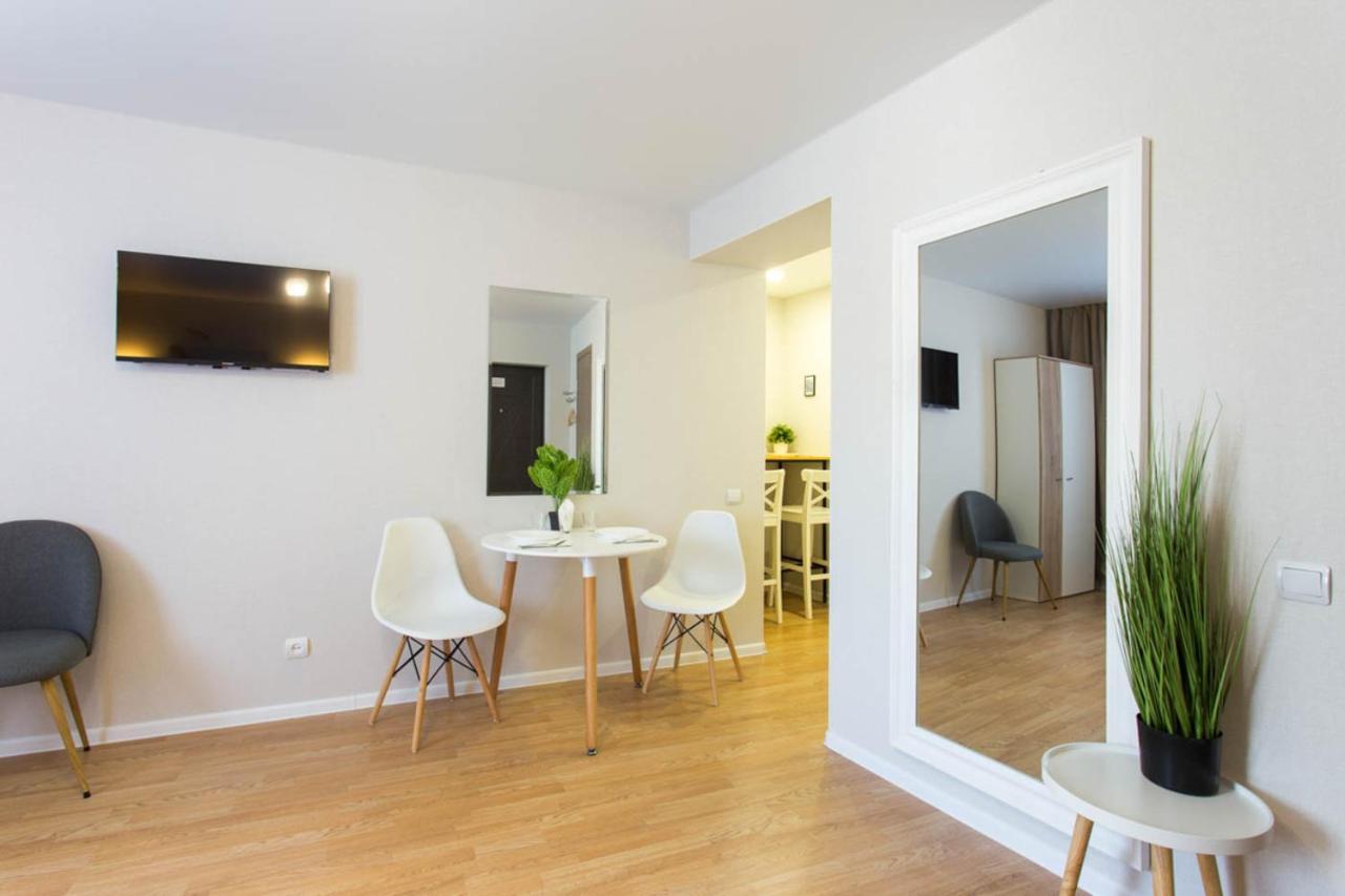 Apartment In The City Center - Gimnasiyna Naberezhna 24A-1 Kharkov Luaran gambar