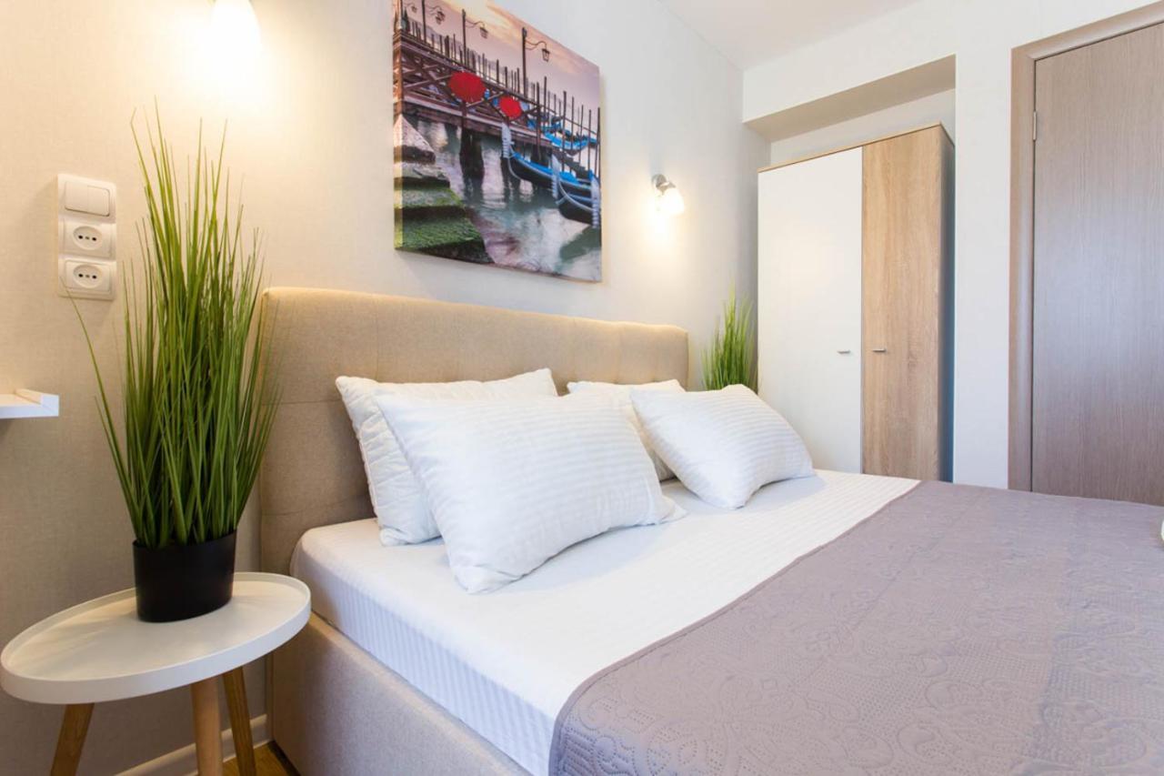 Apartment In The City Center - Gimnasiyna Naberezhna 24A-1 Kharkov Luaran gambar