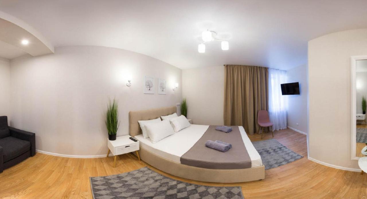 Apartment In The City Center - Gimnasiyna Naberezhna 24A-1 Kharkov Luaran gambar