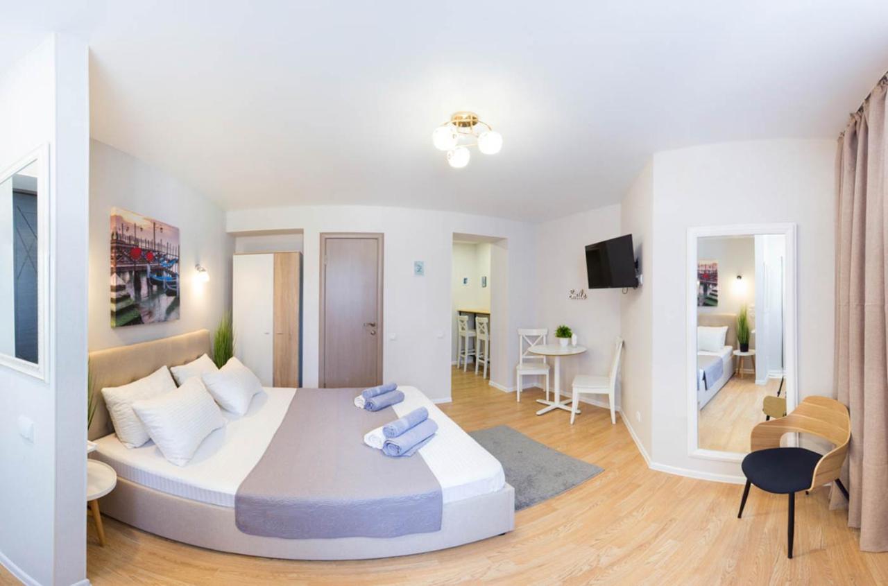 Apartment In The City Center - Gimnasiyna Naberezhna 24A-1 Kharkov Luaran gambar