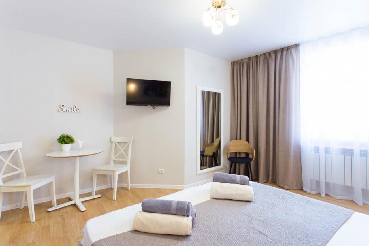 Apartment In The City Center - Gimnasiyna Naberezhna 24A-1 Kharkov Luaran gambar