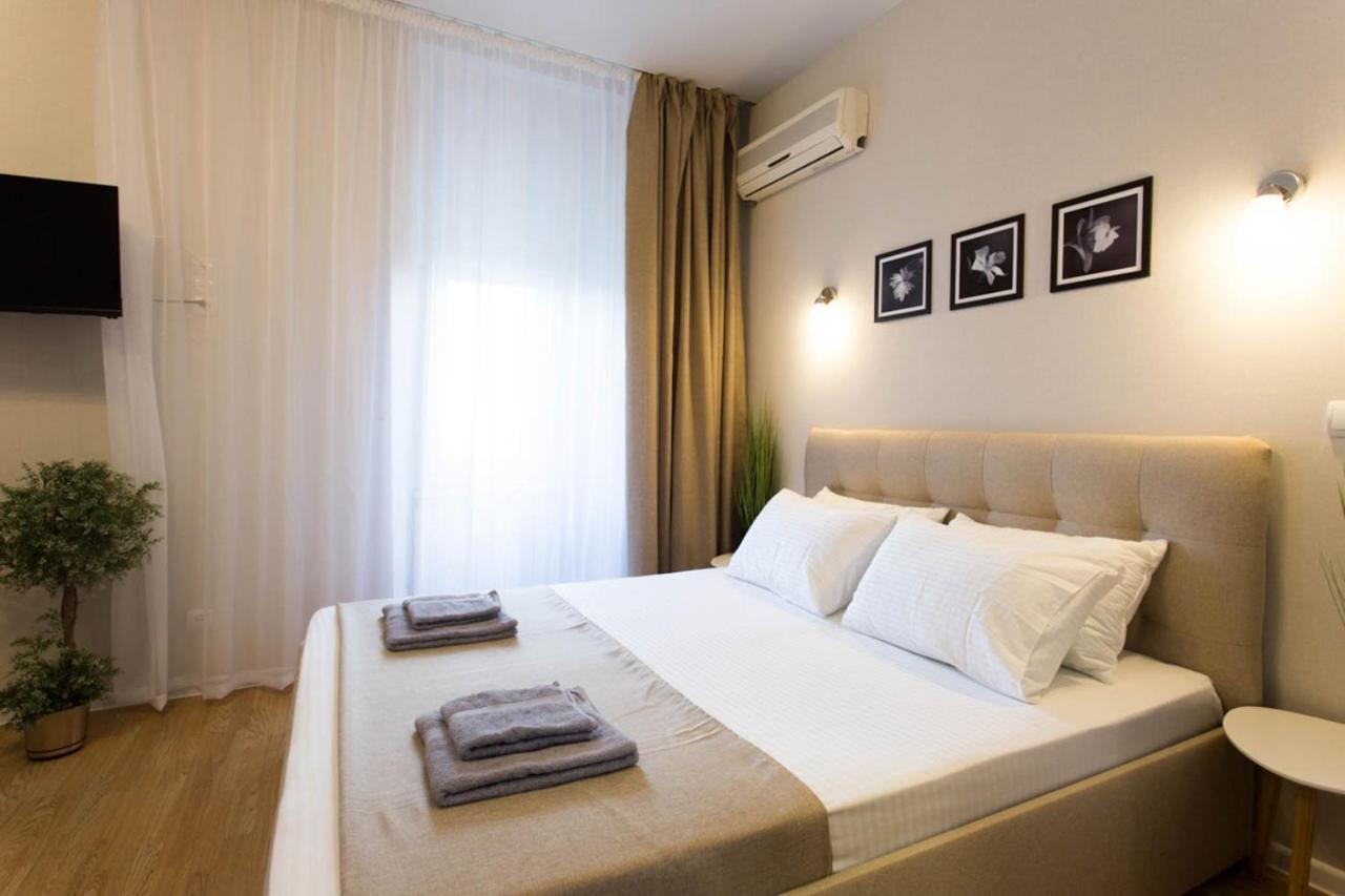 Apartment In The City Center - Gimnasiyna Naberezhna 24A-1 Kharkov Luaran gambar