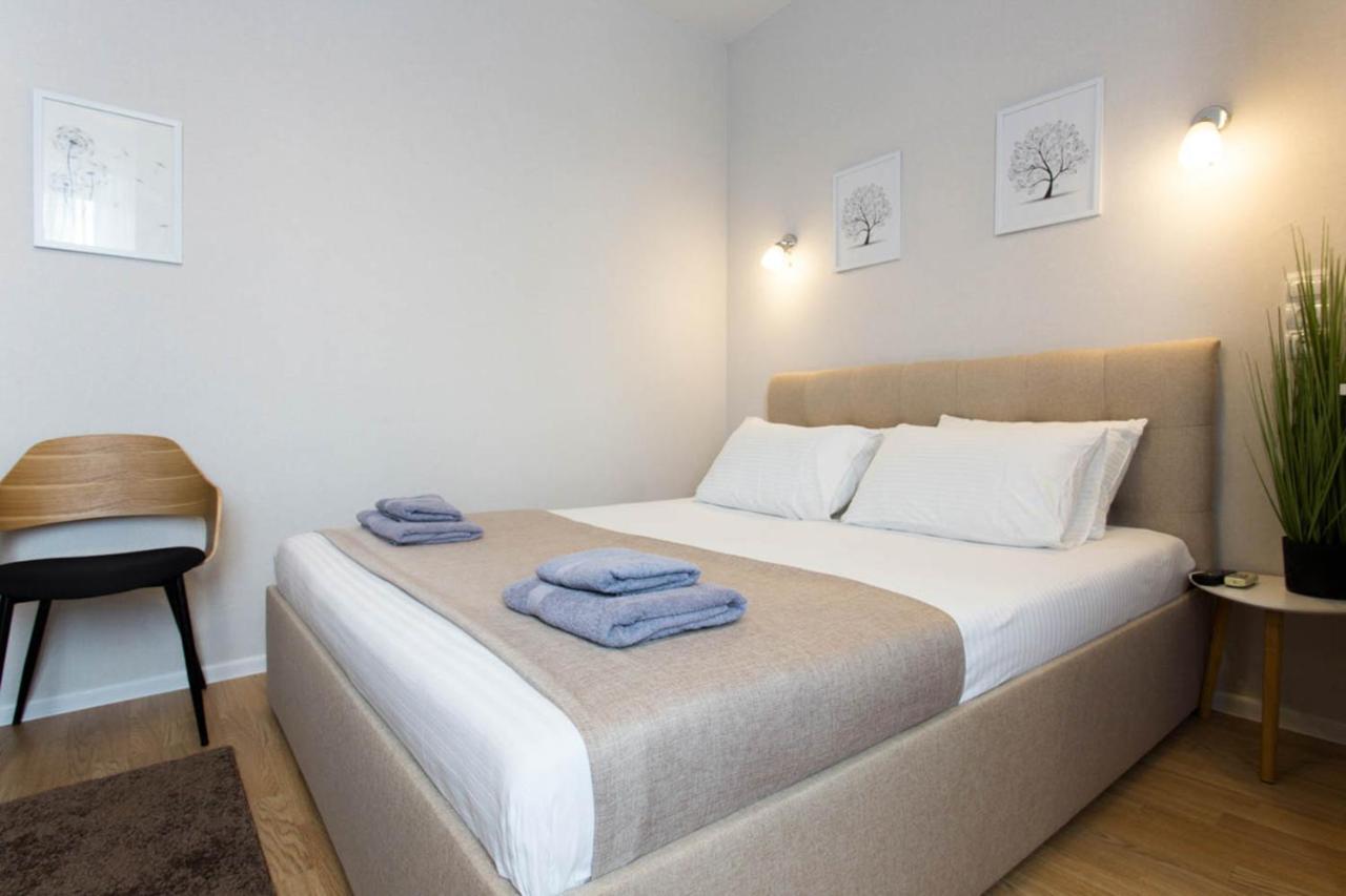 Apartment In The City Center - Gimnasiyna Naberezhna 24A-1 Kharkov Luaran gambar