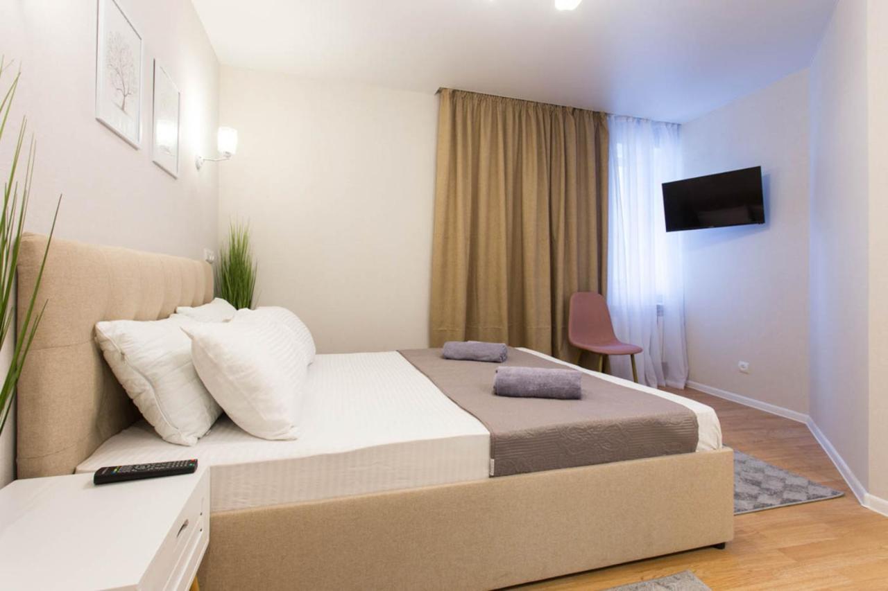 Apartment In The City Center - Gimnasiyna Naberezhna 24A-1 Kharkov Luaran gambar
