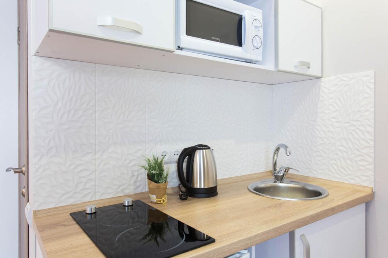 Apartment In The City Center - Gimnasiyna Naberezhna 24A-1 Kharkov Luaran gambar