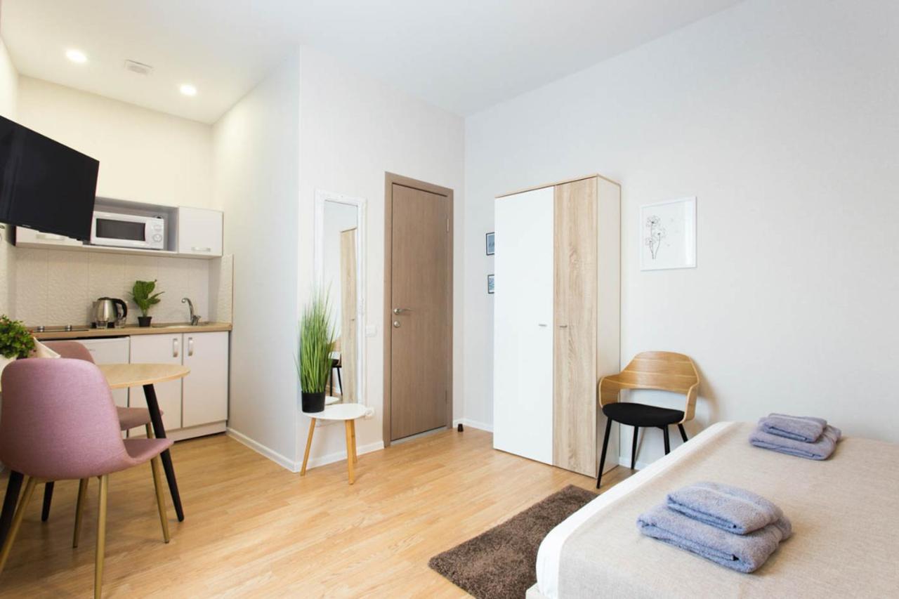 Apartment In The City Center - Gimnasiyna Naberezhna 24A-1 Kharkov Luaran gambar