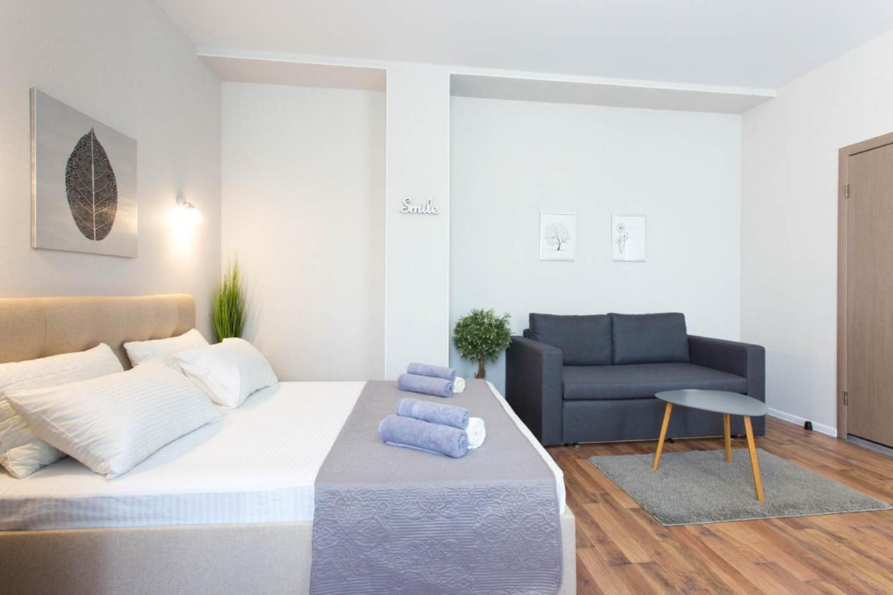 Apartment In The City Center - Gimnasiyna Naberezhna 24A-1 Kharkov Luaran gambar