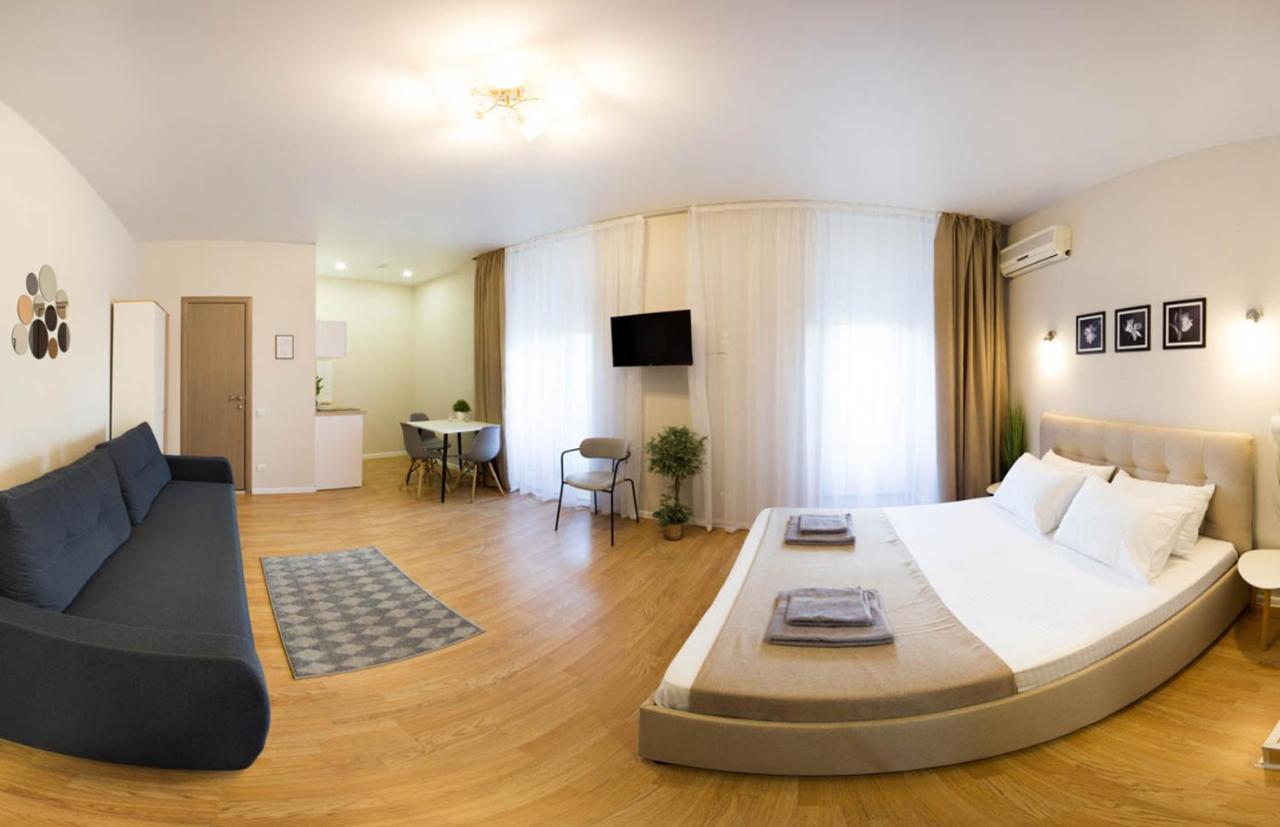 Apartment In The City Center - Gimnasiyna Naberezhna 24A-1 Kharkov Luaran gambar