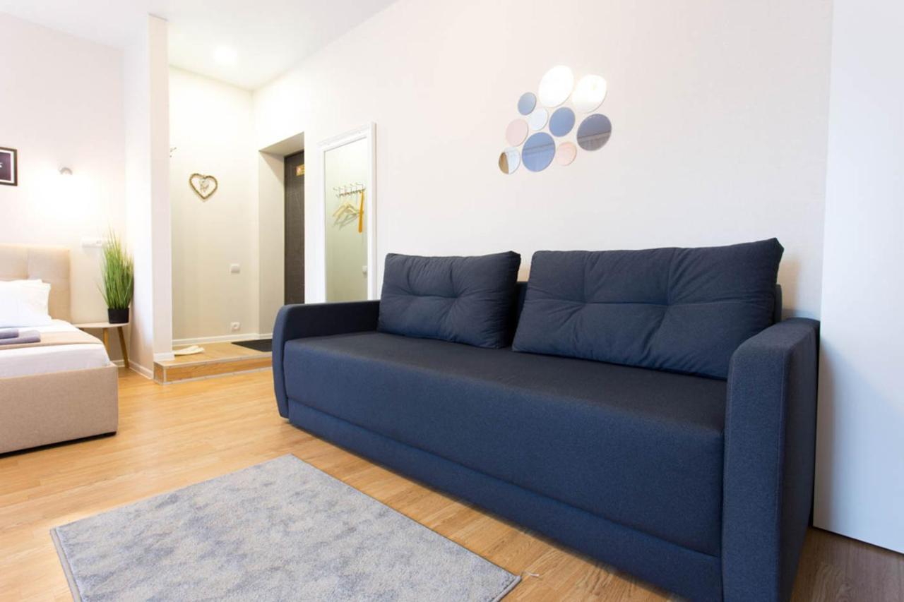 Apartment In The City Center - Gimnasiyna Naberezhna 24A-1 Kharkov Luaran gambar