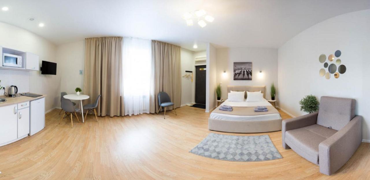 Apartment In The City Center - Gimnasiyna Naberezhna 24A-1 Kharkov Luaran gambar